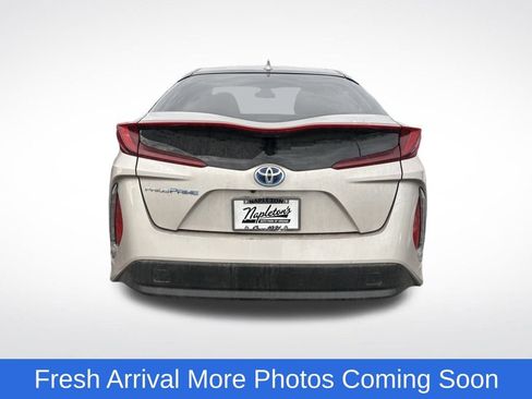 Used 2018 Toyota Prius Prime Plus image 5