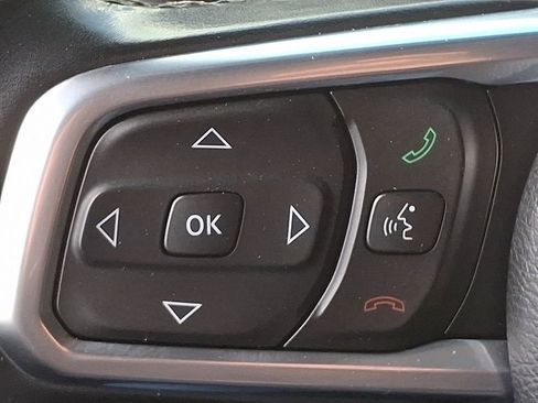 Used 2021 Jeep Wrangler Unlimited Sahara AWD/4WD image 21
