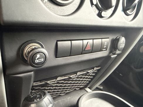 Used 2010 Jeep Wrangler Sahara AWD/4WD image 34