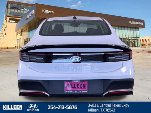 Used 2025 Hyundai Sonata SE FWD image 8