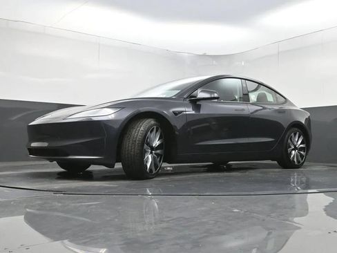 Used 2024 Tesla Model 3 Long Range RWD image 6
