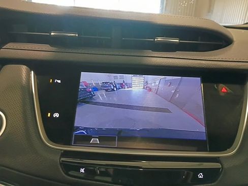 Used 2025 Cadillac XT5 Premium Luxury image 15