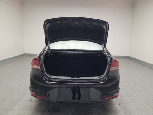 Used 2019 Hyundai Elantra SEL image 29