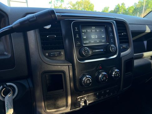 Used 2018 RAM 3500 Tradesman w/ Chrome Appearance Group AWD/4WD image 27