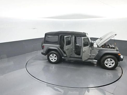 Used 2019 Jeep Wrangler Unlimited Sport S AWD/4WD image 41
