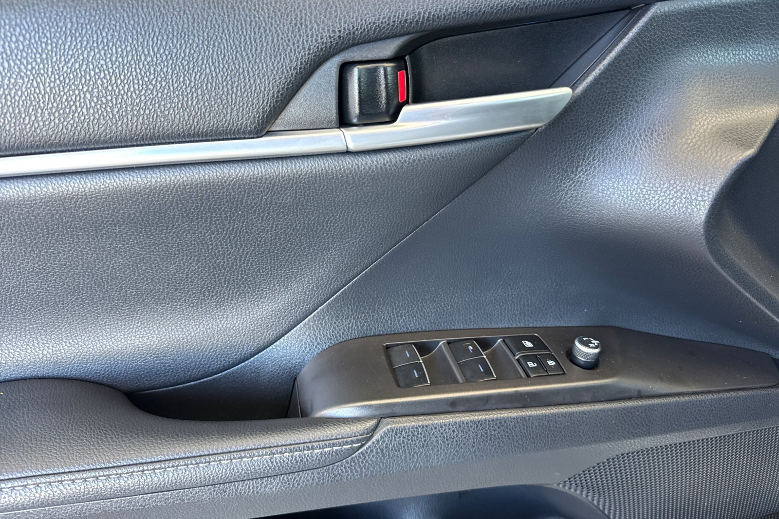 Certified 2023 Toyota Camry XSE FWD image 10