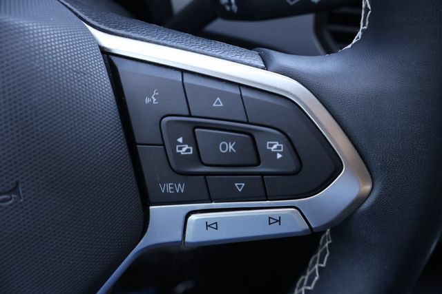 Used 2023 Volkswagen Atlas SE FWD image 24