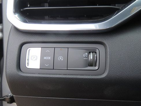 Used 2025 GMC Acadia Denali w/ Super Cruise Package FWD image 26