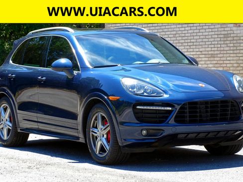 Used 2014 Porsche Cayenne GTS image 5