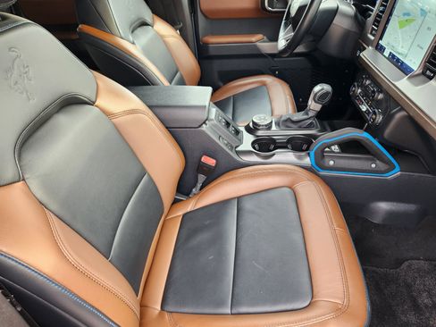 Used 2023 Ford Bronco Outer Banks image 14