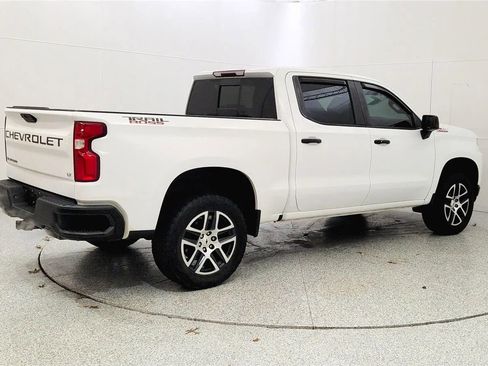 Used 2020 Chevrolet Silverado 1500 LT Trail Boss image 7