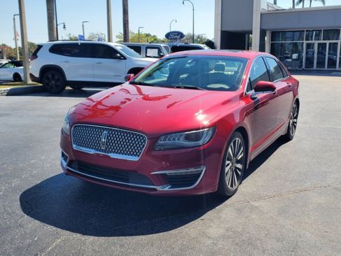 Used 2019 Lincoln MKZ Reserve image 2
