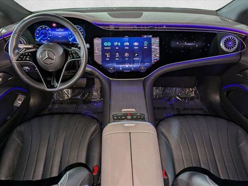 Certified 2023 Mercedes-Benz EQS 580 4MATIC Sedan image 19