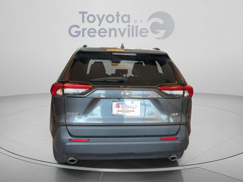 Certified 2023 Toyota RAV4 XLE w/ Convenience Package FWD image 5