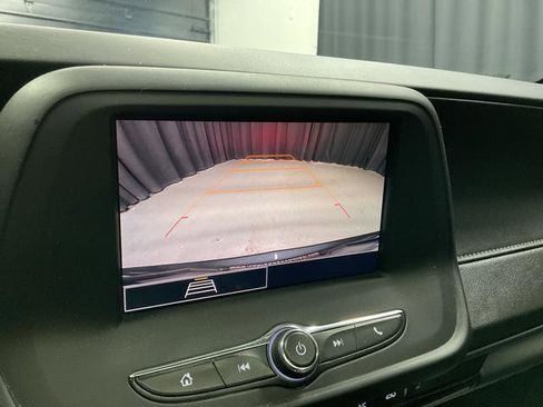 Used 2022 Chevrolet Camaro LT RWD image 18