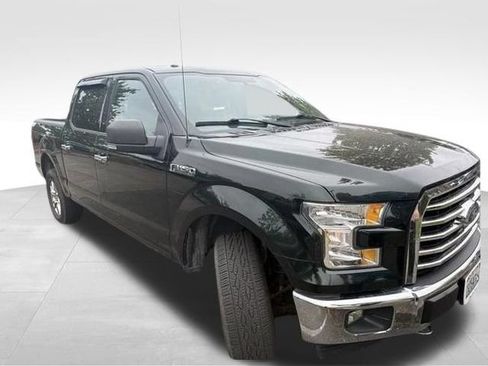 Used 2015 Ford F150 XLT w/ Equipment Group 302A Luxury AWD/4WD image 3