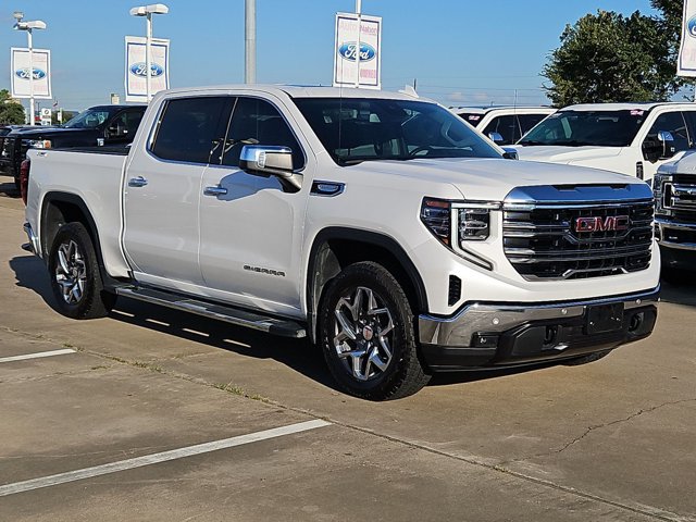 Used 2025 GMC Sierra 1500 SLT AWD/4WD image 3