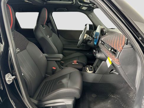New 2025 MINI Cooper S image 25