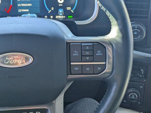 Used 2023 Ford F150 Limited image 18