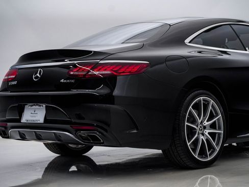 Used 2019 Mercedes-Benz S 560 4MATIC Coupe image 11