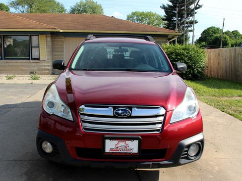 Used 2014 Subaru Outback 2.5i w/ Alloy Wheel Package image 3