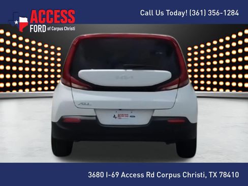 Used 2022 Kia Soul LX FWD image 7