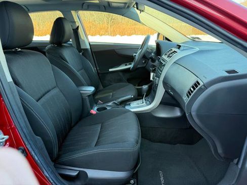 Used 2012 Toyota Corolla S image 18