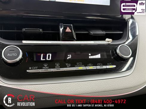 Used 2023 Toyota Corolla LE FWD image 16
