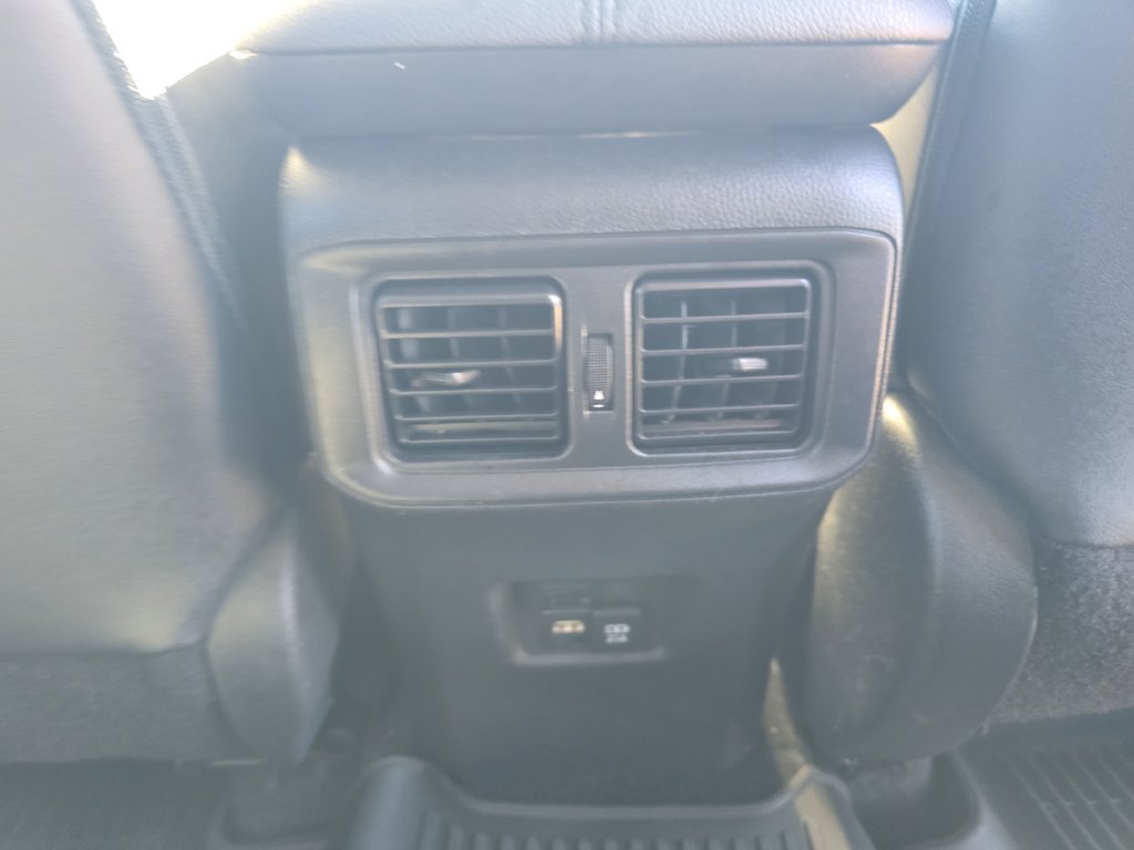 Used 2021 Toyota RAV4 XLE Premium AWD/4WD image 19