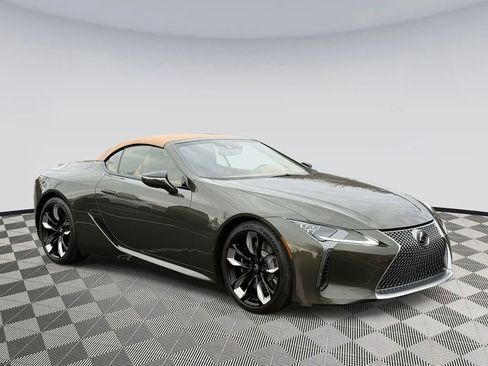 Used 2025 Lexus LC 500 Convertible image 2