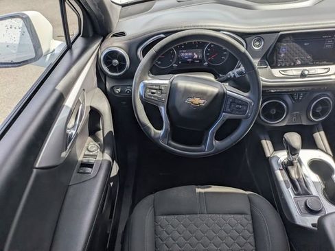 Used 2022 Chevrolet Blazer LT image 16