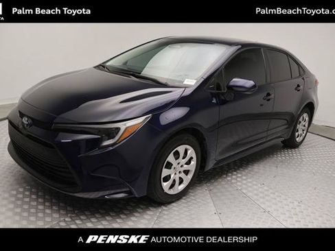 Certified 2025 Toyota Corolla LE FWD image 1
