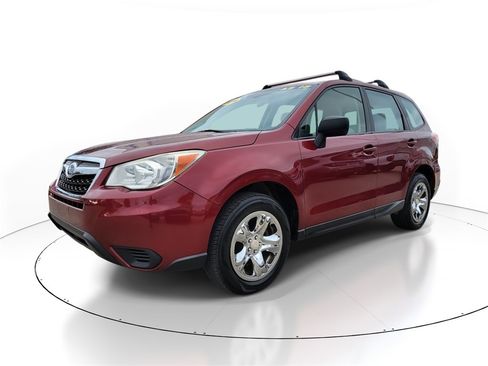 Used 2014 Subaru Forester 2.5i image 2
