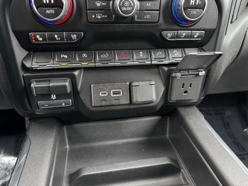 Used 2019 Chevrolet Silverado 1500 LTZ image 16