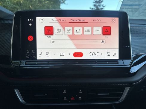 New 2026 Volkswagen Atlas Cross Sport SEL Premium R-Line image 19