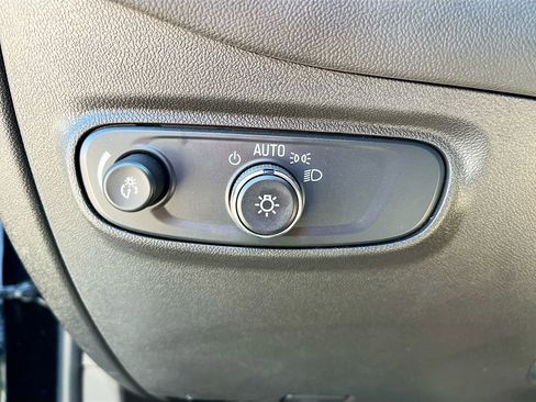 Used 2024 Chevrolet Equinox LS w/ LS Convenience Package image 10