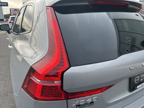 Certified 2025 Volvo XC60 B5 Plus image 10