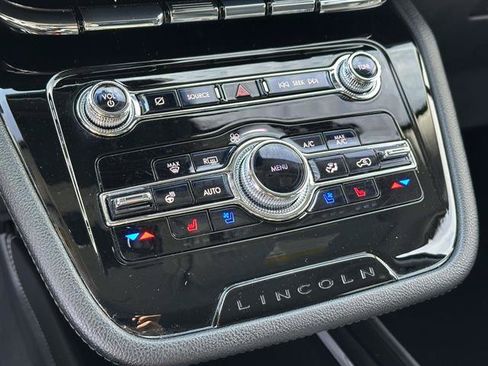 Used 2022 Lincoln Corsair AWD w/ Equipment Group 101A image 42