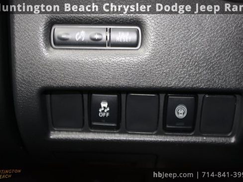 Used 2022 Nissan Murano S image 20