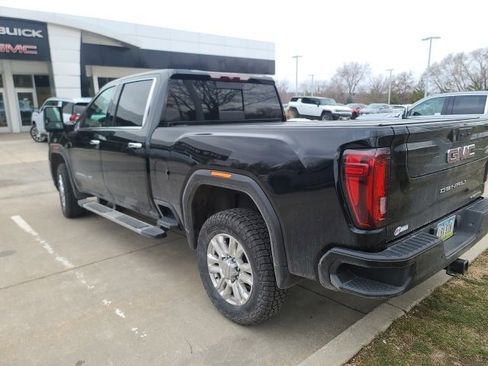 Used 2021 GMC Sierra 2500 Denali image 3
