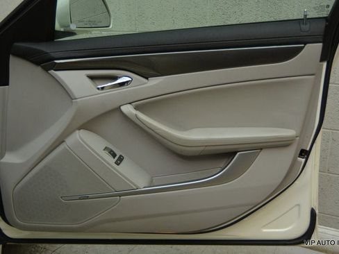 Used 2010 Cadillac CTS Wagon image 8