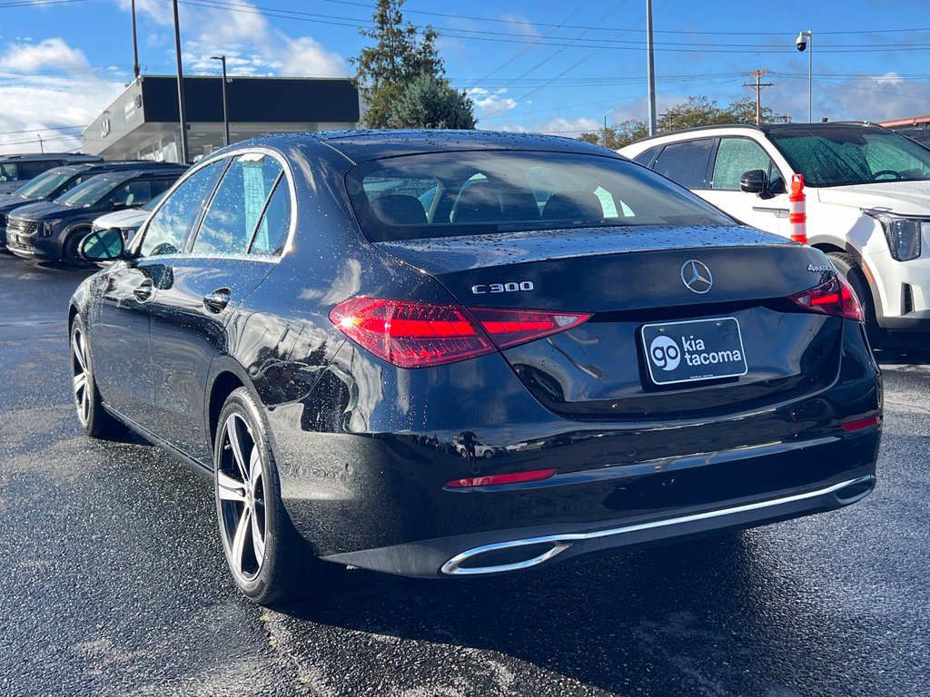 Used 2025 Mercedes-Benz C 300 4MATIC Sedan image 5
