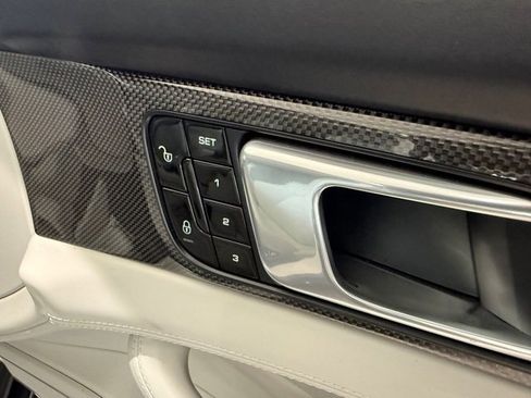 Used 2018 Porsche Panamera 4S w/ Sport Package image 18