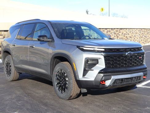 New 2026 Chevrolet Traverse Z71 w/ Enhanced Driving Package image 10