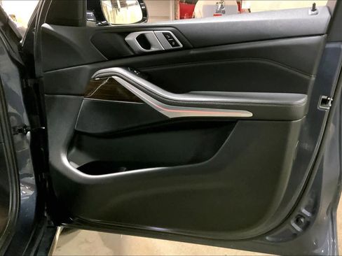 Used 2019 BMW X5 xDrive40i w/ Convenience Package image 23