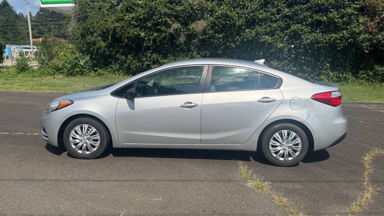 Used 2016 Kia Forte LX FWD image 5