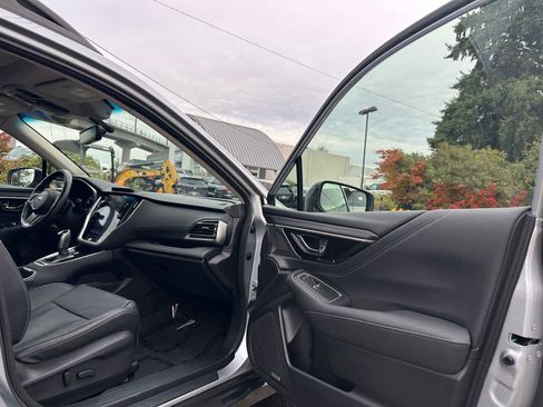 Used 2021 Subaru Outback Limited XT image 11