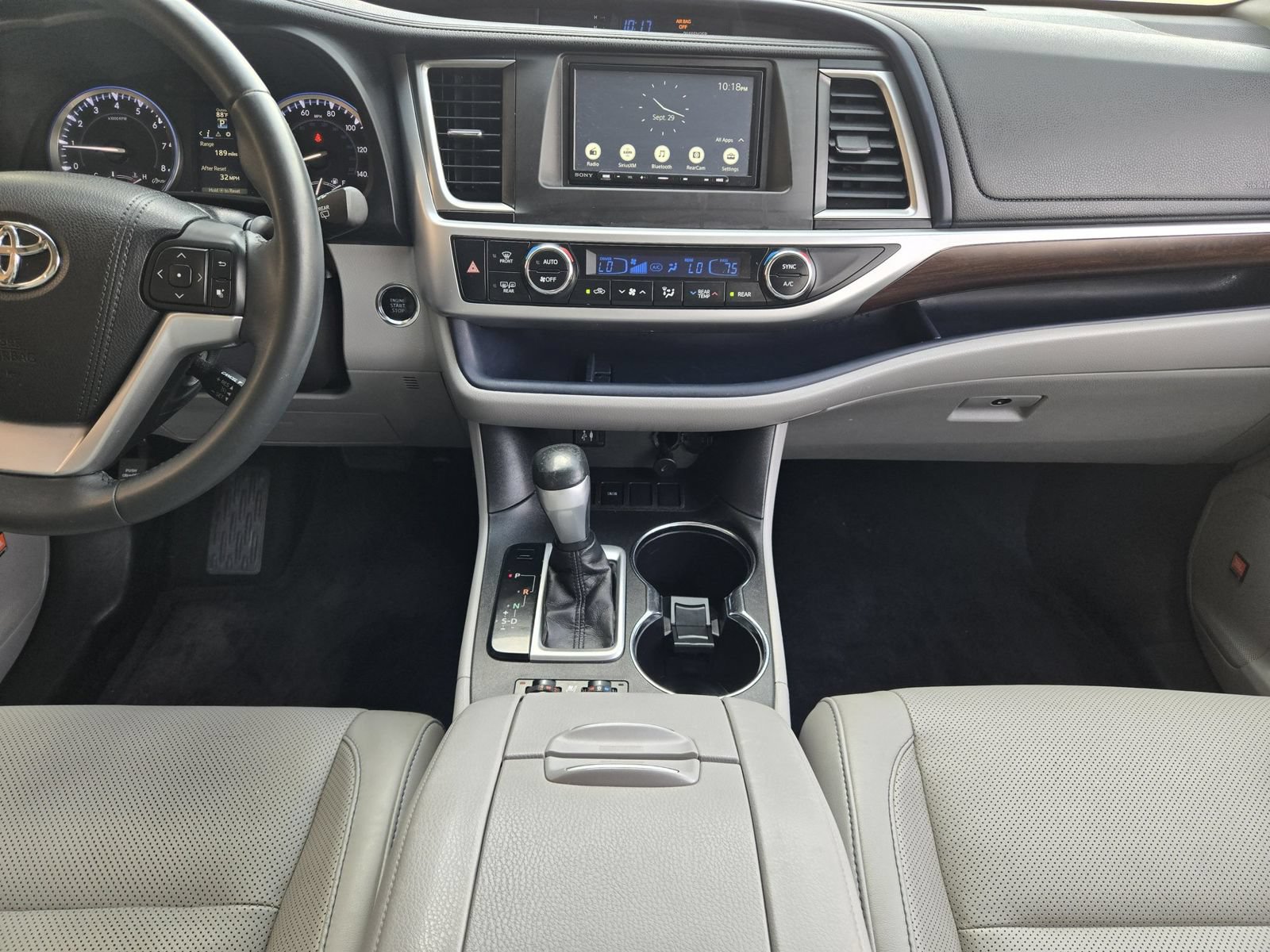 Used 2016 Toyota Highlander Limited FWD image 27