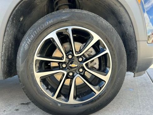 Used 2024 Chevrolet TrailBlazer LT w/ Convenience Package image 29