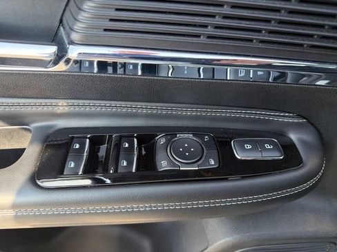 Used 2022 Lincoln Corsair FWD image 15
